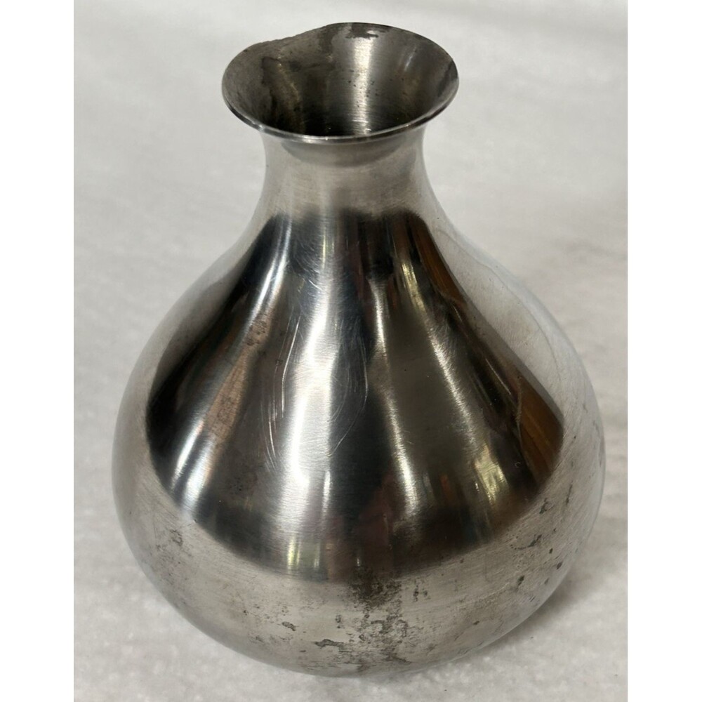 Vintage Danforth Pewter Vase Middleburg Vermont 4 Inches Tall 3.25 Inches Round